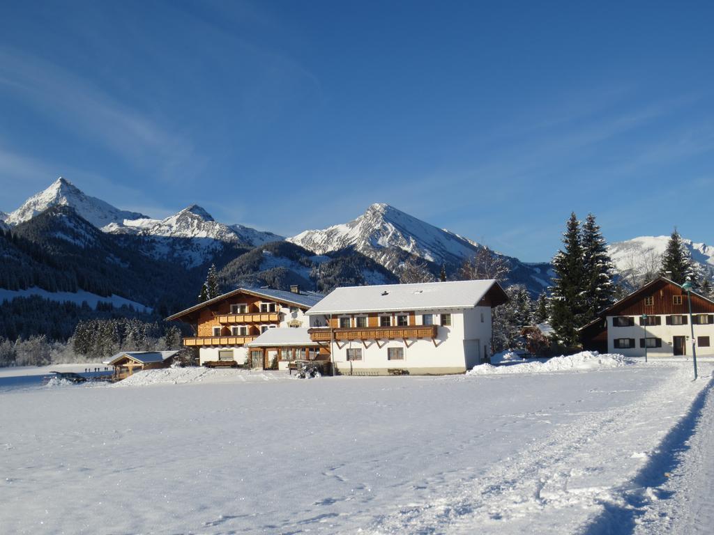 Tyroler Hof Hotel Graen Exterior photo